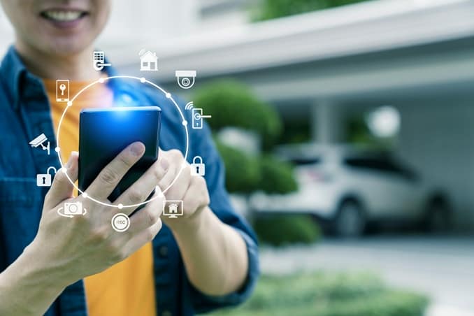 sterowanie inteligentnym domem z pomocą smartphona